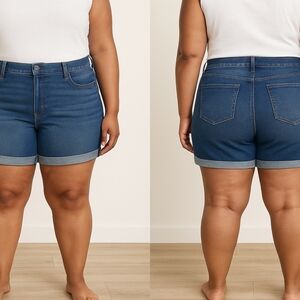 Old Navy High-Rise WOW Denim Shorts – Plus Size 14